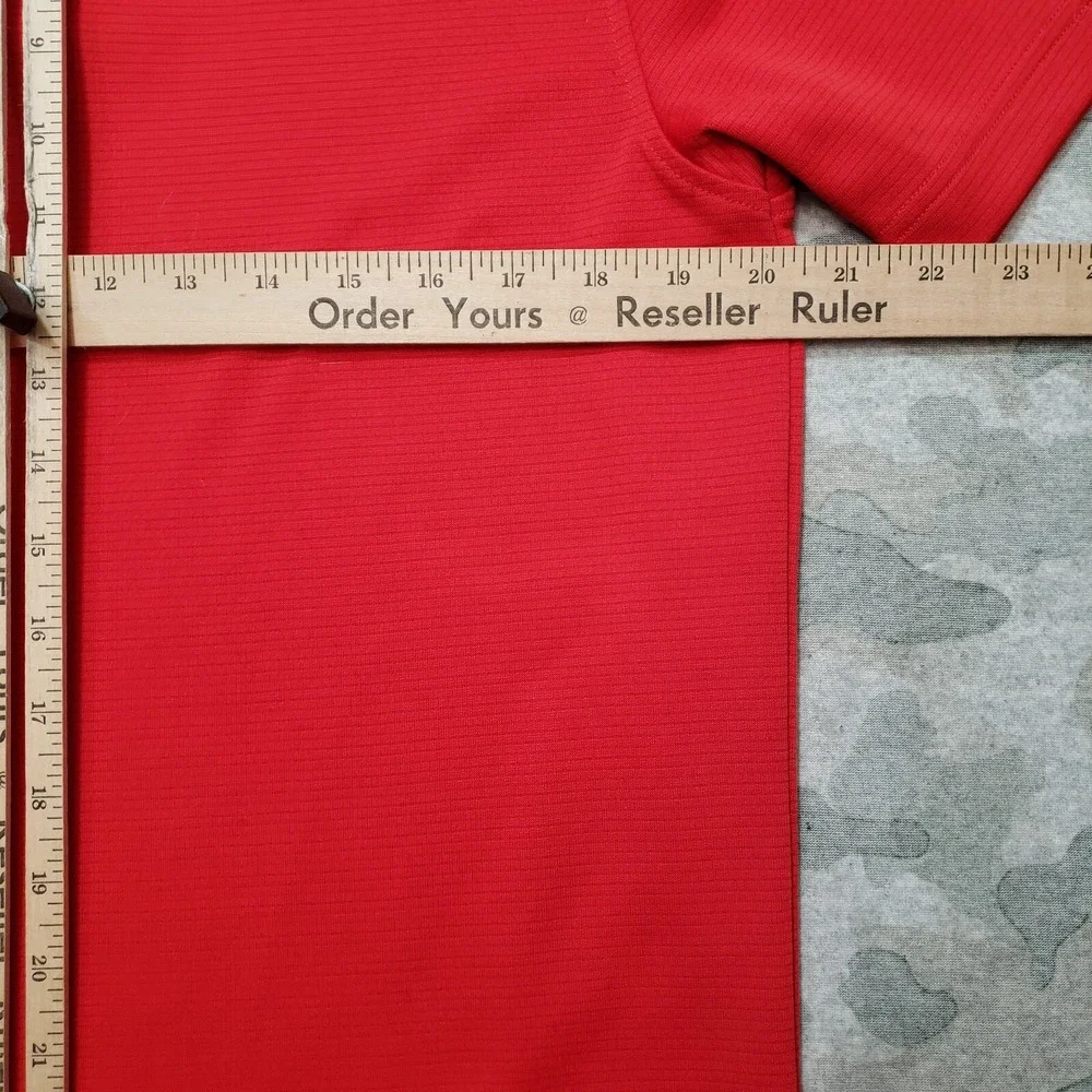 Under Armour Polo Shirt Mens Medium Red Loose Heatgear Short Sleeve